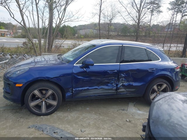 Porsche Macan T