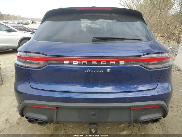 Porsche Macan T