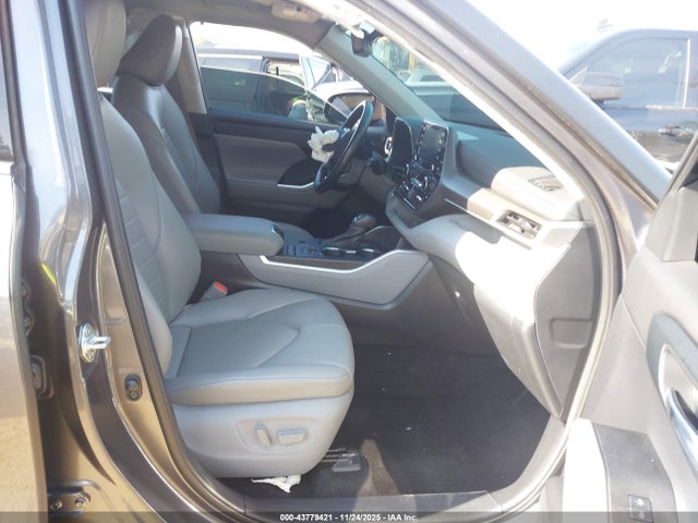 Toyota Highlander Xle