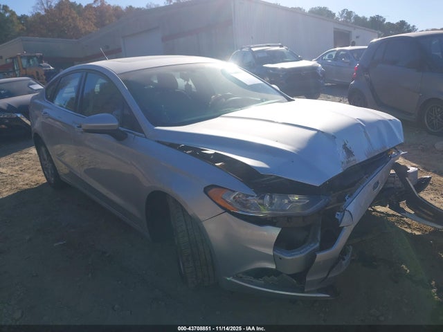 Salvage Ford Fusion Image