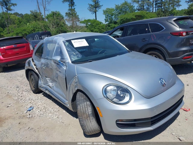 Salvage Volkswagen Beetle Image