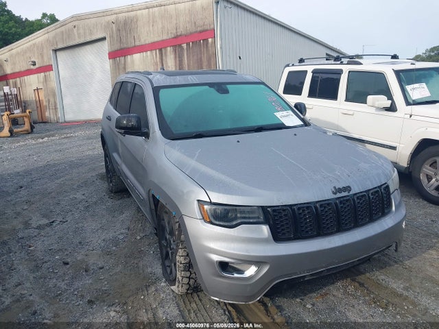 Salvage Jeep Grand Cherokee Image