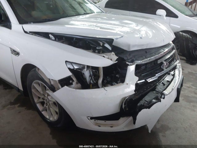 Ford Taurus Se