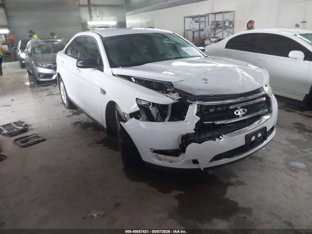 Salvage Ford Taurus Image