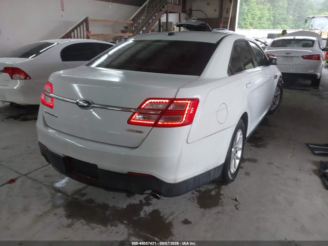 Ford Taurus Se