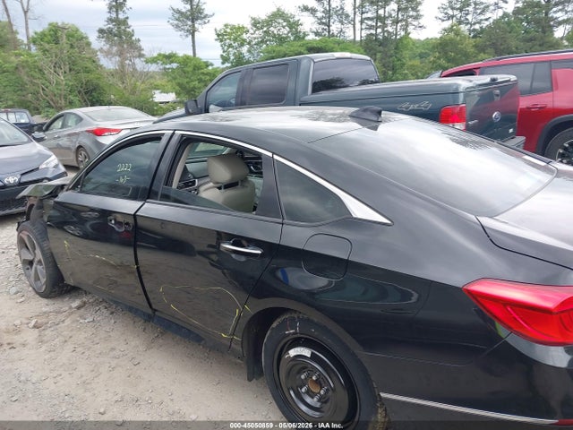 Honda Accord Touring