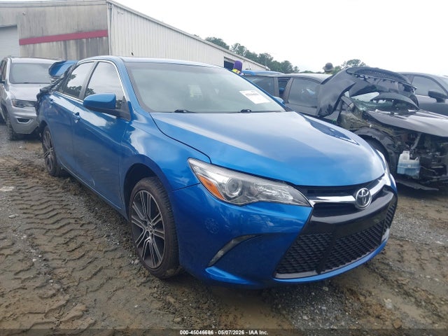 Salvage Toyota Camry Image