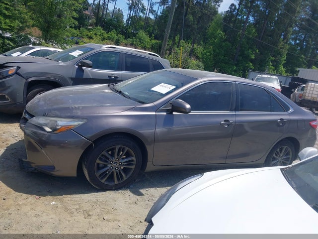 Toyota Camry Se