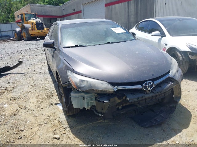 Salvage Toyota Camry Image