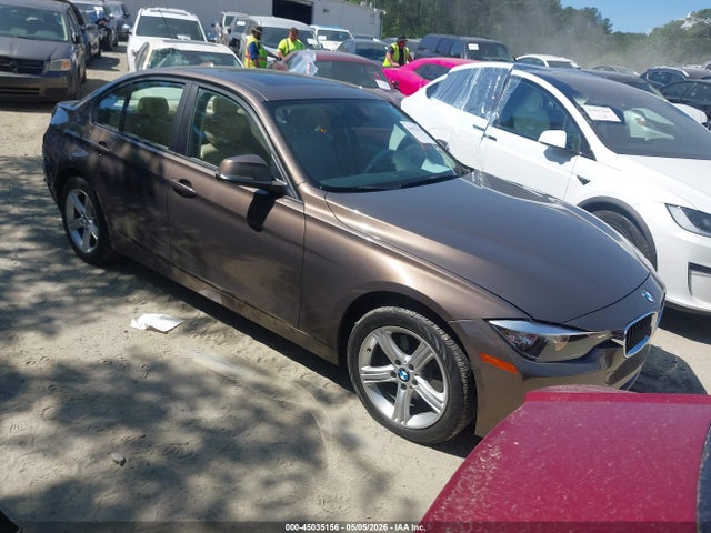 Salvage BMW 3 Series Image
