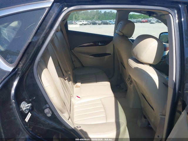 INFINITI Ex Journey
