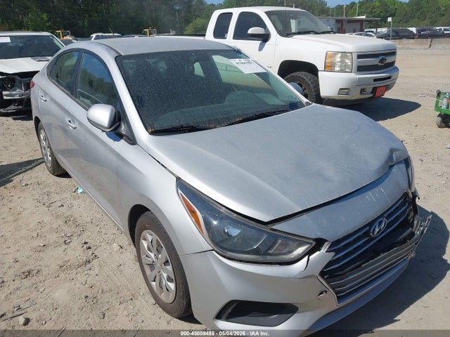Salvage Hyundai ACCENT Image