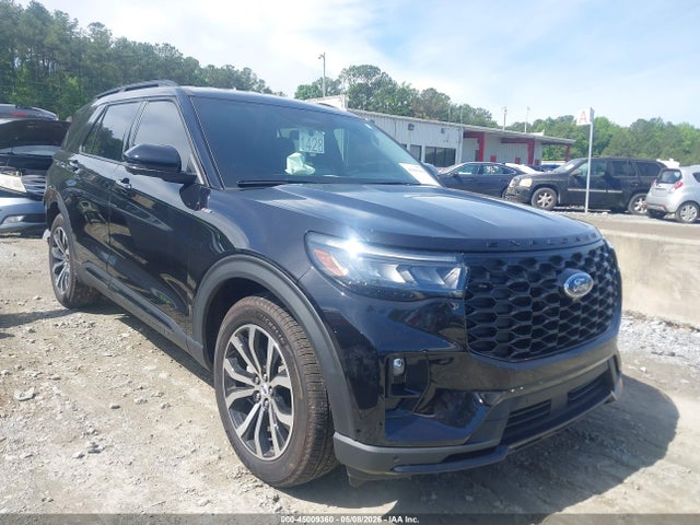 Salvage Ford Explorer Image