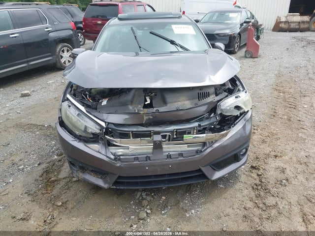 Honda Civic Touring