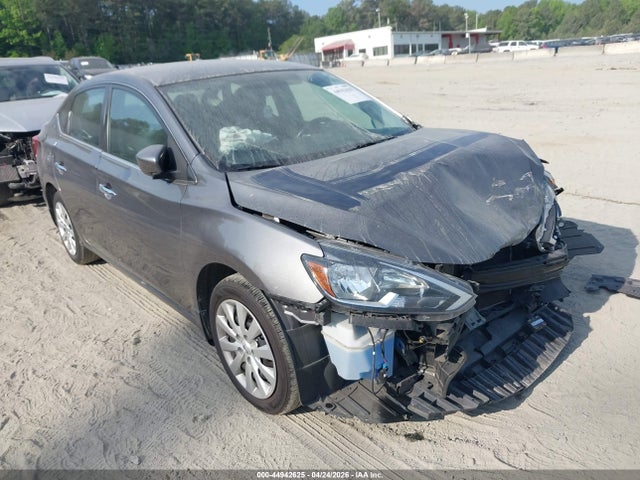Salvage Nissan Sentra Image