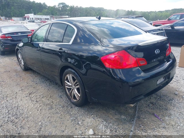 INFINITI G37 Journey