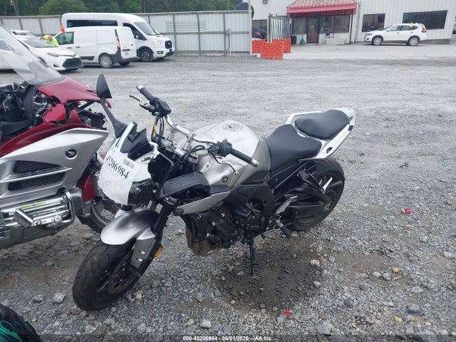 Yamaha Fz1 S