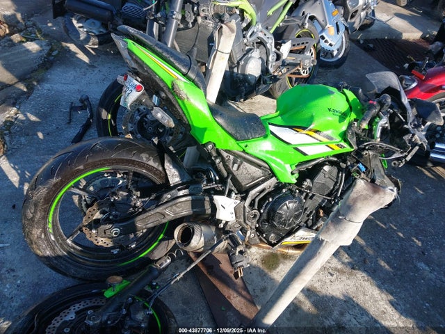 Kawasaki Ex650 P