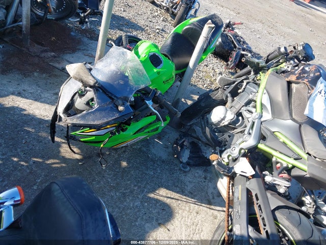 Kawasaki Ex650 P