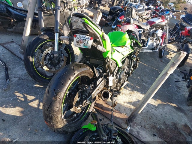 Kawasaki Ex650 P