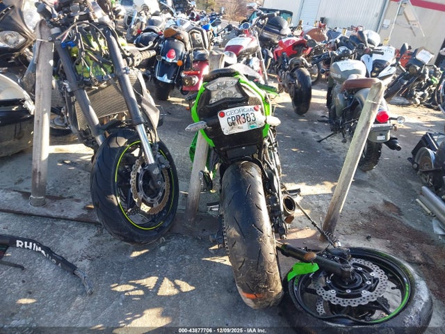 Kawasaki Ex650 P