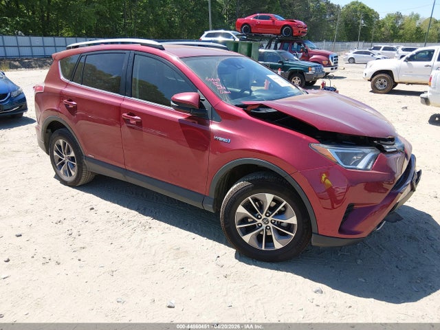 Salvage Toyota RAV4 Image