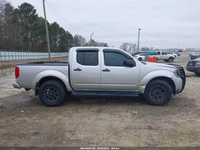 Nissan Frontier Sv