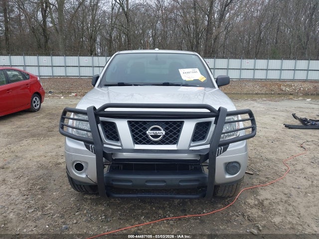 Nissan Frontier Sv
