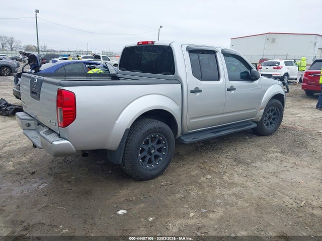 Nissan Frontier Sv
