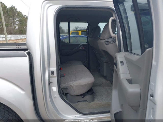 Nissan Frontier Sv