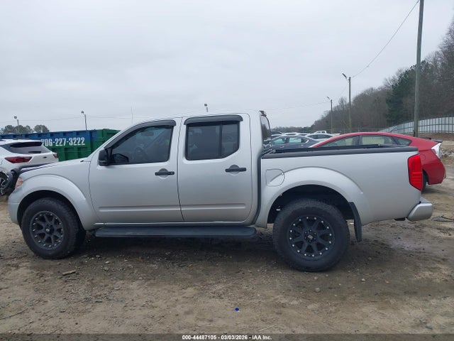 Nissan Frontier Sv