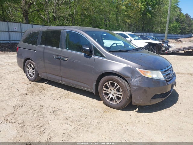 Salvage Honda Odyssey Image
