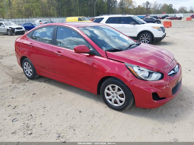 Salvage Hyundai ACCENT Image