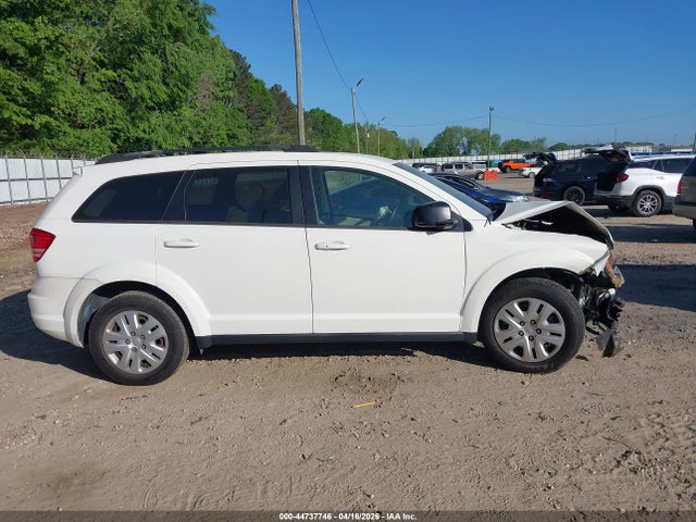 Dodge Journey Se