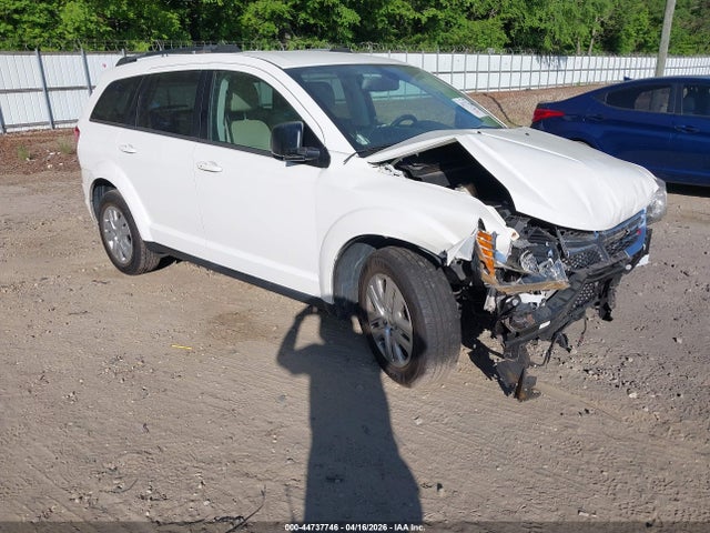 Salvage Dodge Journey Image