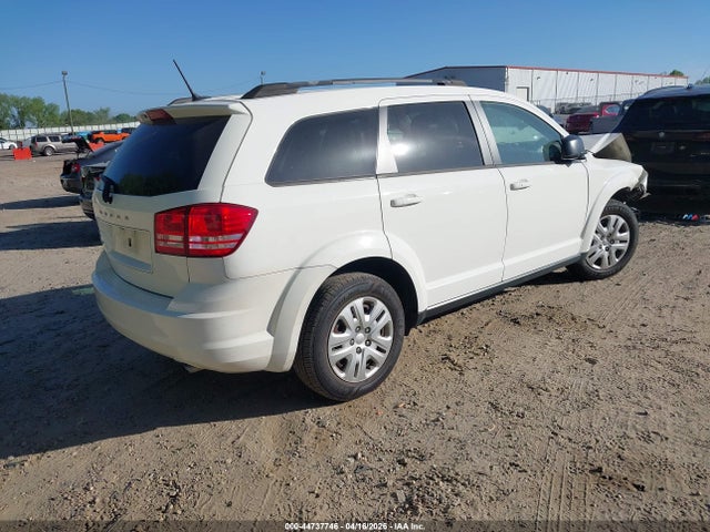 Dodge Journey Se