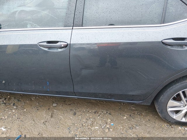 Toyota Corolla Le Eco Plus