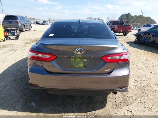 Toyota Camry Le