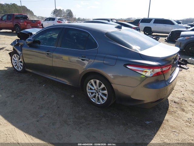 Toyota Camry Le