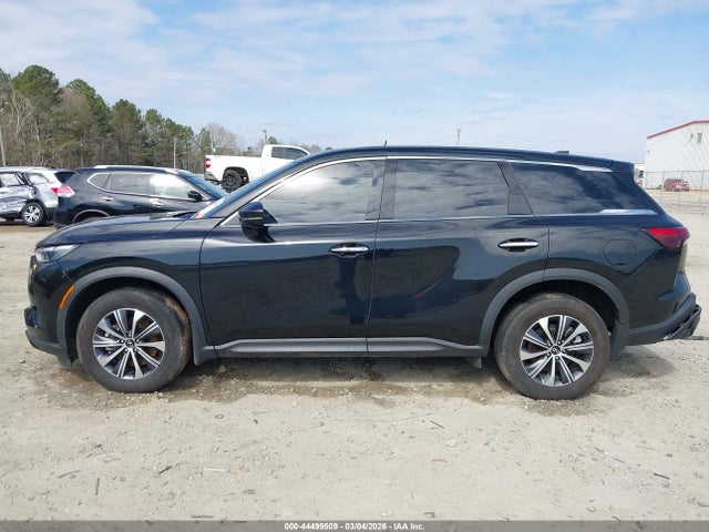 INFINITI Qx Pure