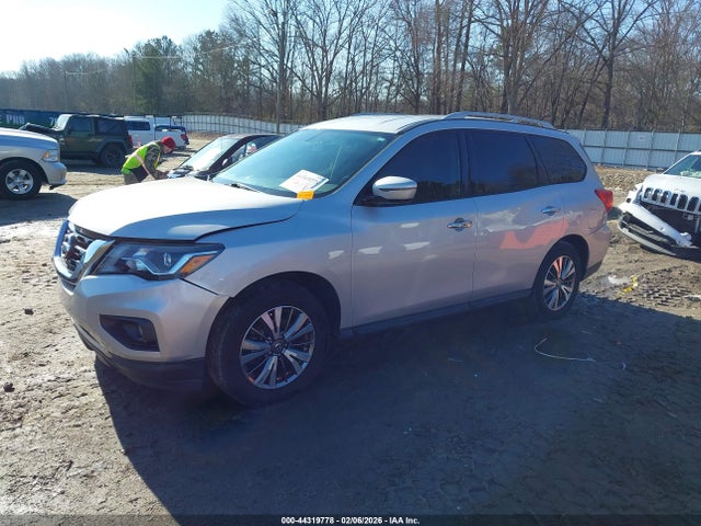 Nissan Pathfinder Sl 2wd