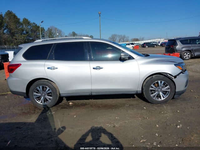 Nissan Pathfinder Sl 2wd