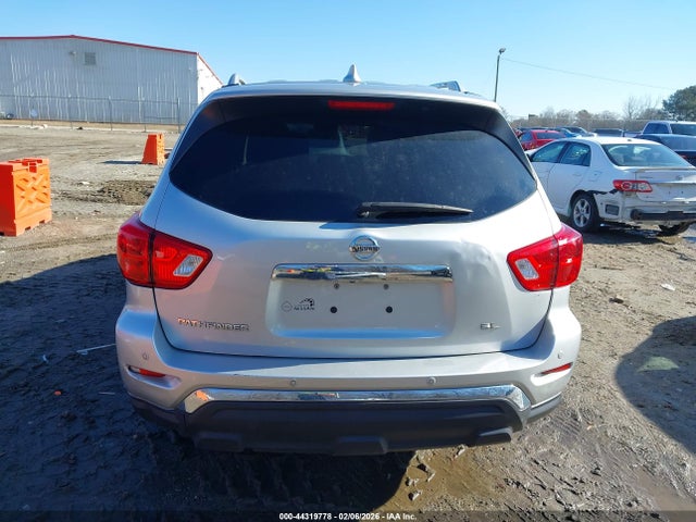Nissan Pathfinder Sl 2wd