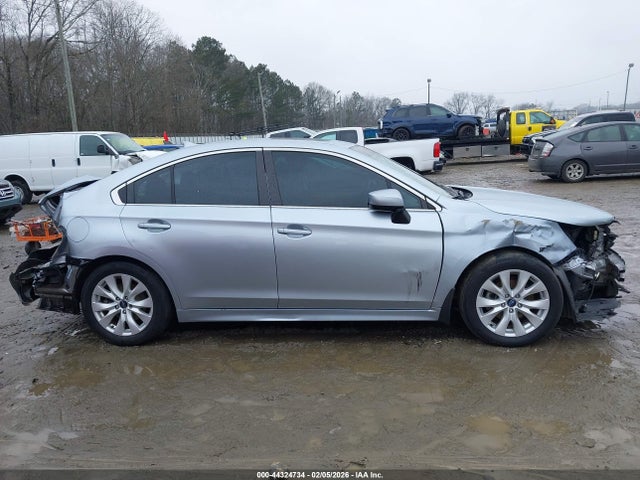 Subaru Legacy 2.5i Premium