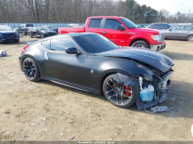 Salvage Nissan 370Z Image