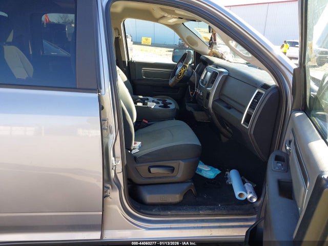 Ram 1500 Slt  4x4 5'7 Box