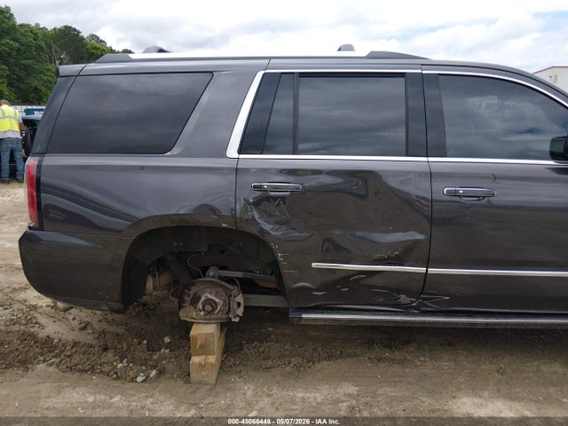 GMC Yukon Denali