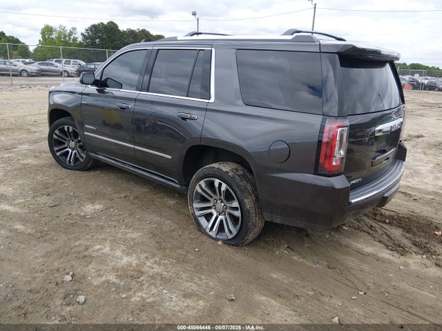 GMC Yukon Denali