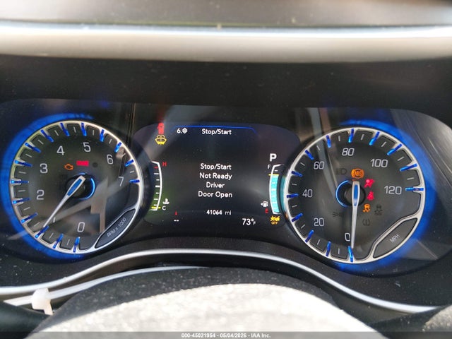 Chrysler Pacifica Touring L
