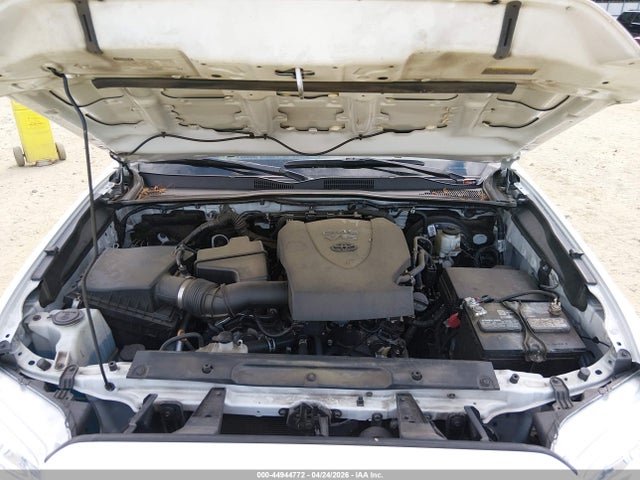 Toyota Tacoma Sr5 V6